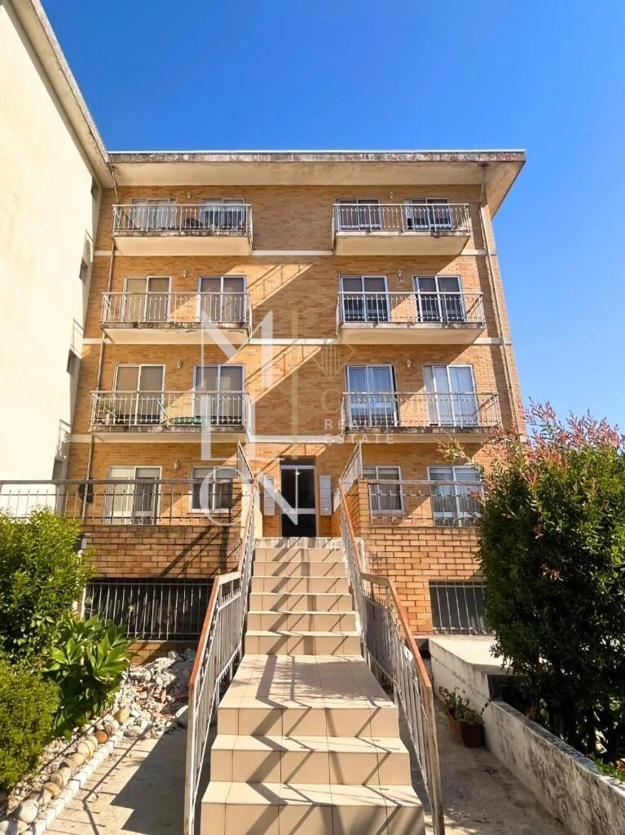 Apartamento T2 para Venda em Cidade da Maia Foto 14