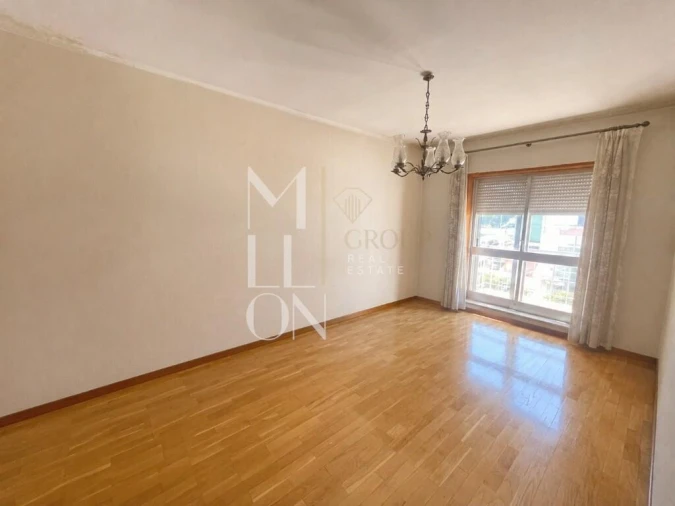 Apartamento T2 para Venda em Cidade da Maia Foto 4