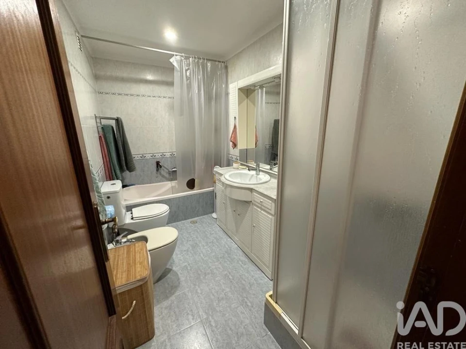 Apartamento T3 para Arrendamento em Quinta do Anjo Foto 7