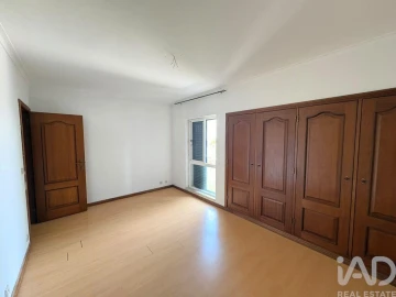 Apartamento T3 para Arrendamento em Quinta do Anjo