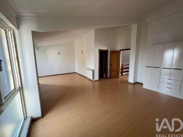 Apartamento T3 para Arrendamento em Quinta do Anjo