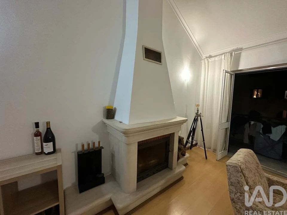 Apartamento T3 para Arrendamento em Quinta do Anjo Foto 2
