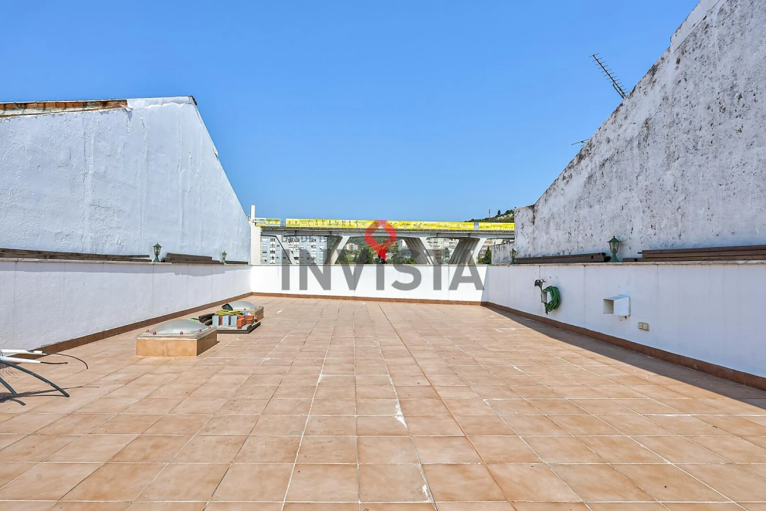 Moradia T4 para Venda em Vila Franca de Xira Foto 35