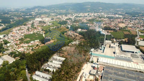 Terreno para Venda em Santo Tirso, Couto (Santa Cristina e São Miguel) e Burgães