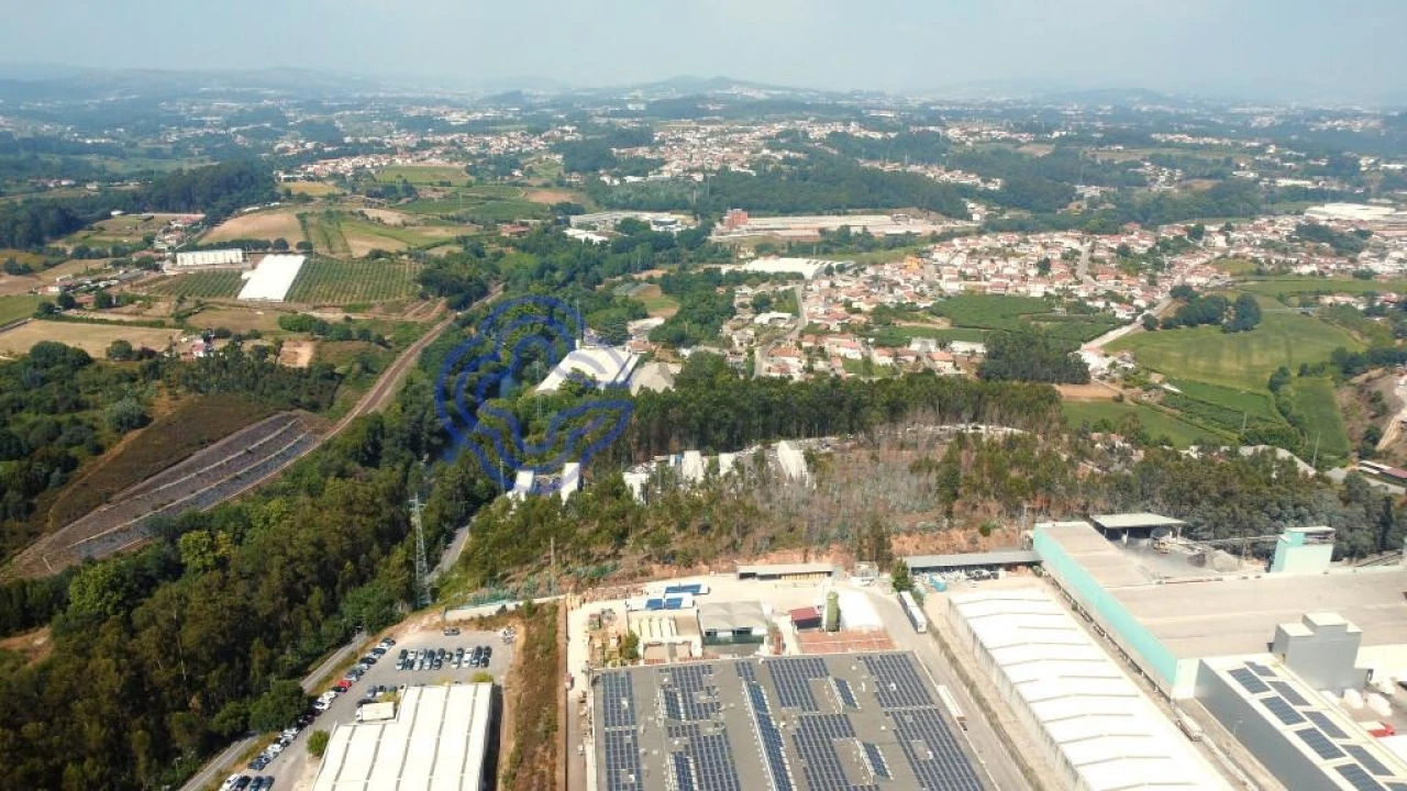 Terreno para Venda em Santo Tirso, Couto (Santa Cristina e São Miguel) e Burgães Foto 14