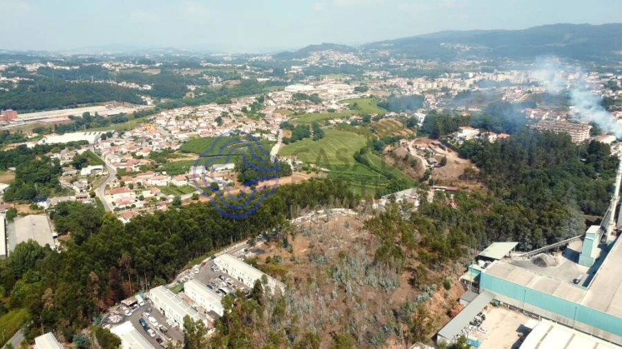 Terreno para Venda em Santo Tirso, Couto (Santa Cristina e São Miguel) e Burgães Foto 16