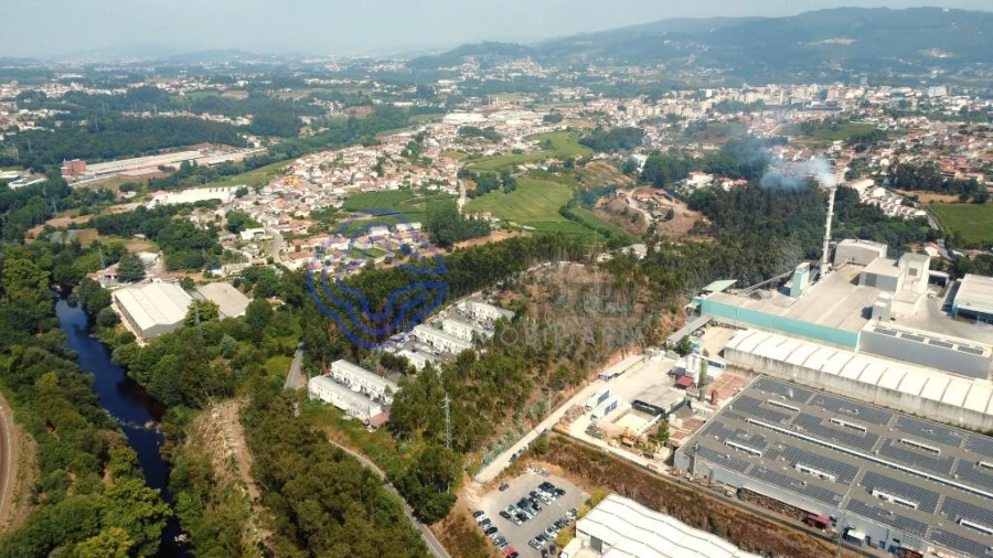 Terreno para Venda em Santo Tirso, Couto (Santa Cristina e São Miguel) e Burgães Foto 13