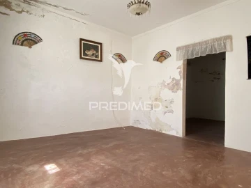 Moradia T2 para Venda em Capelins (Santo Antonio)