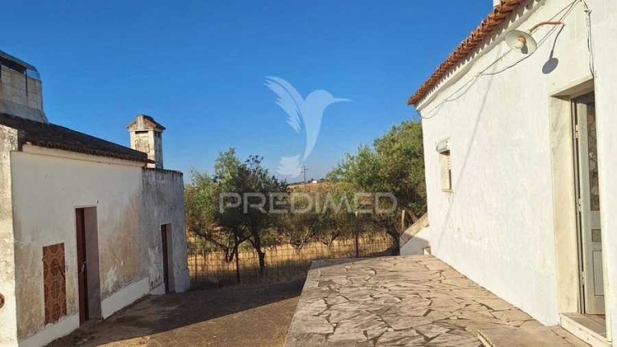 Moradia T2 para Venda em Capelins (Santo Antonio)