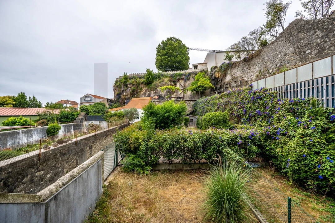 Apartamento T2 para Arrendamento em Cedofeita, Santo Ildefonso, Sé, Miragaia, São Nicolau e Vitória Foto 10