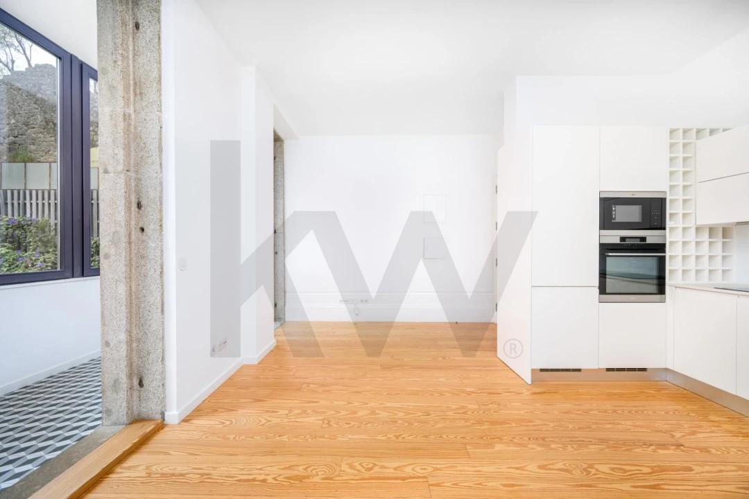Apartamento T2 para Arrendamento em Cedofeita, Santo Ildefonso, Sé, Miragaia, São Nicolau e Vitória Foto 8