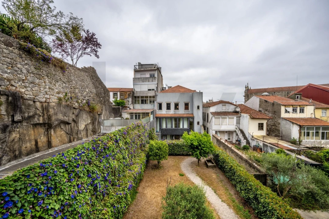 Apartamento T2 para Arrendamento em Cedofeita, Santo Ildefonso, Sé, Miragaia, São Nicolau e Vitória Foto 25
