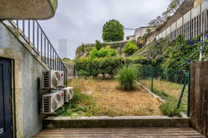 Apartamento T2 para Arrendamento em Cedofeita, Santo Ildefonso, Sé, Miragaia, São Nicolau e Vitória