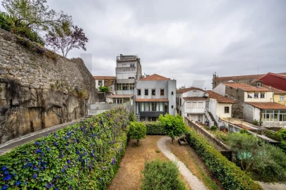 Apartamento T2 para Arrendamento em Cedofeita, Santo Ildefonso, Sé, Miragaia, São Nicolau e Vitória