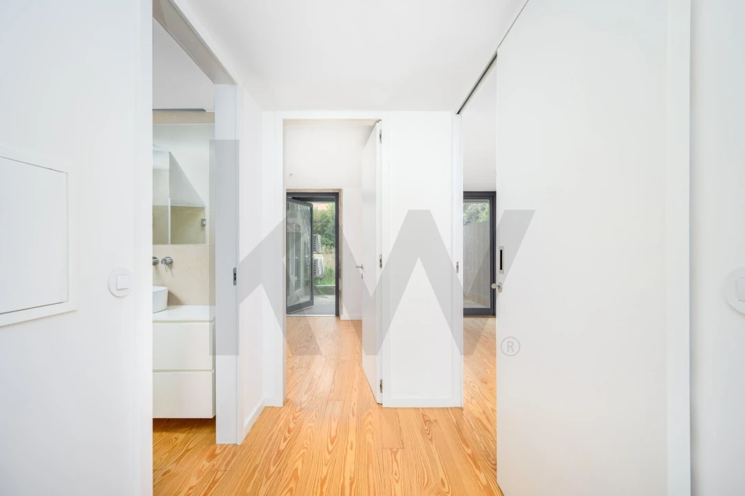 Apartamento T2 para Arrendamento em Cedofeita, Santo Ildefonso, Sé, Miragaia, São Nicolau e Vitória Foto 17