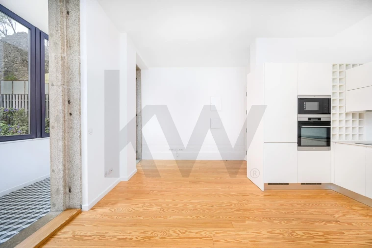 Apartamento T2 para Arrendamento em Cedofeita, Santo Ildefonso, Sé, Miragaia, São Nicolau e Vitória Foto 8