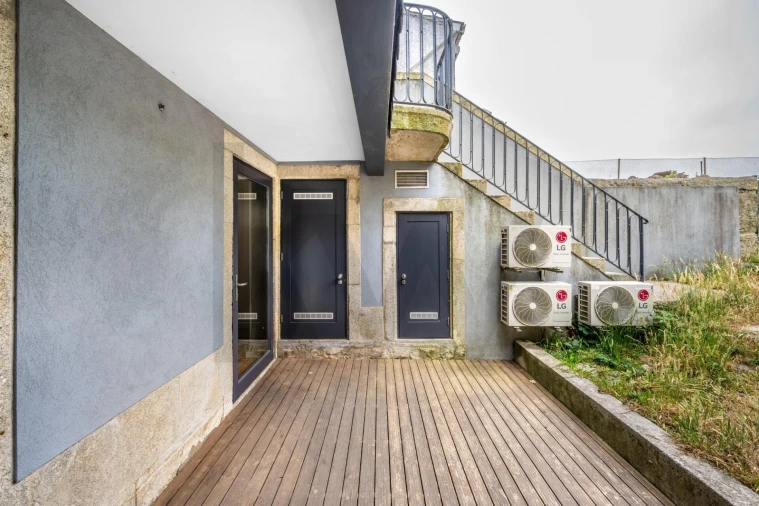 Apartamento T2 para Arrendamento em Cedofeita, Santo Ildefonso, Sé, Miragaia, São Nicolau e Vitória Foto 3