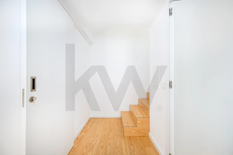 Apartamento T2 para Arrendamento em Cedofeita, Santo Ildefonso, Sé, Miragaia, São Nicolau e Vitória Foto 13