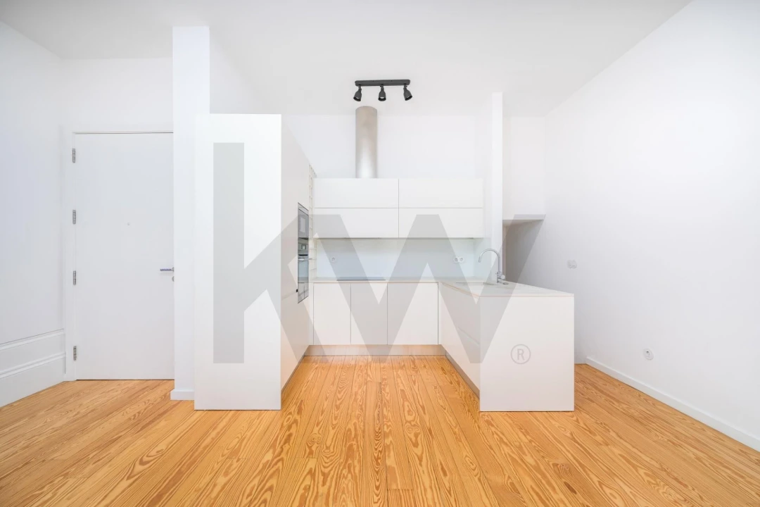 Apartamento T2 para Arrendamento em Cedofeita, Santo Ildefonso, Sé, Miragaia, São Nicolau e Vitória Foto 6