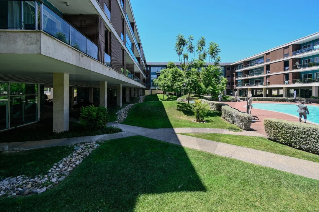 Apartamento T3 para Venda em Sacavém e Prior Velho Foto 48