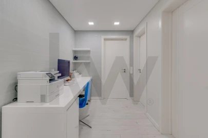 Apartamento T3 para Venda em Sacavém e Prior Velho