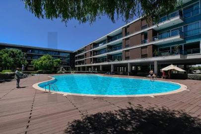 Apartamento T3 para Venda em Sacavém e Prior Velho