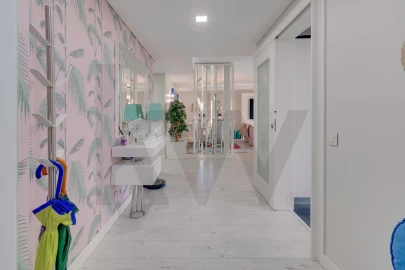 Apartamento T3 para Venda em Sacavém e Prior Velho