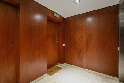 Apartamento T3 para Venda em Sacavém e Prior Velho