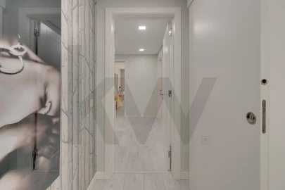Apartamento T3 para Venda em Sacavém e Prior Velho