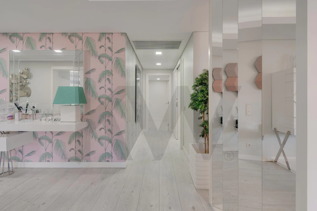 Apartamento T3 para Venda em Sacavém e Prior Velho Foto 5