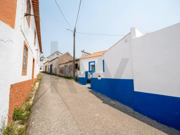 Moradia T1 para Venda em Lamas e Cercal