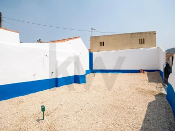 Moradia T1 para Venda em Lamas e Cercal