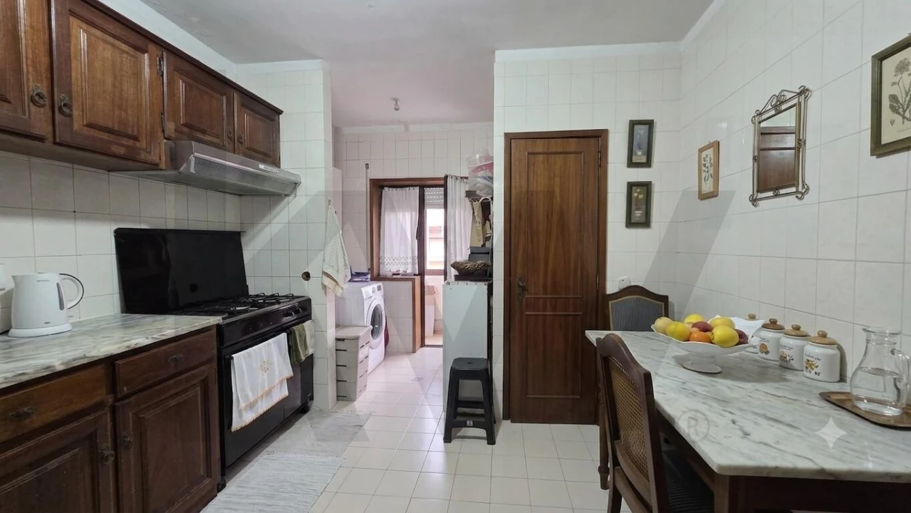Apartamento T2 para Venda em Amarante (São Gonçalo), Madalena, Cepelos e Gatão Foto 5