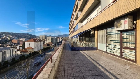 Apartamento T2 para Venda em Amarante (São Gonçalo), Madalena, Cepelos e Gatão