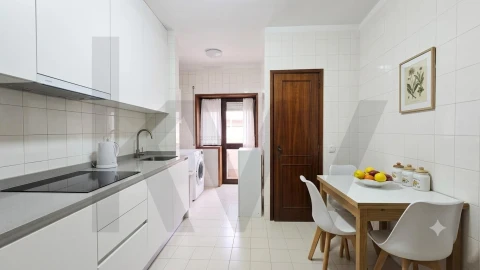 Apartamento T2 para Venda em Amarante (São Gonçalo), Madalena, Cepelos e Gatão