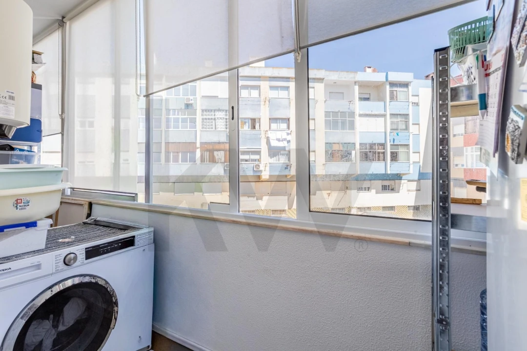 Apartamento T2 para Venda em Seixal, Arrentela e Aldeia de Paio Pires Foto 8
