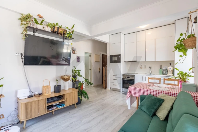 Apartamento T2 para Venda em Seixal, Arrentela e Aldeia de Paio Pires Foto 4