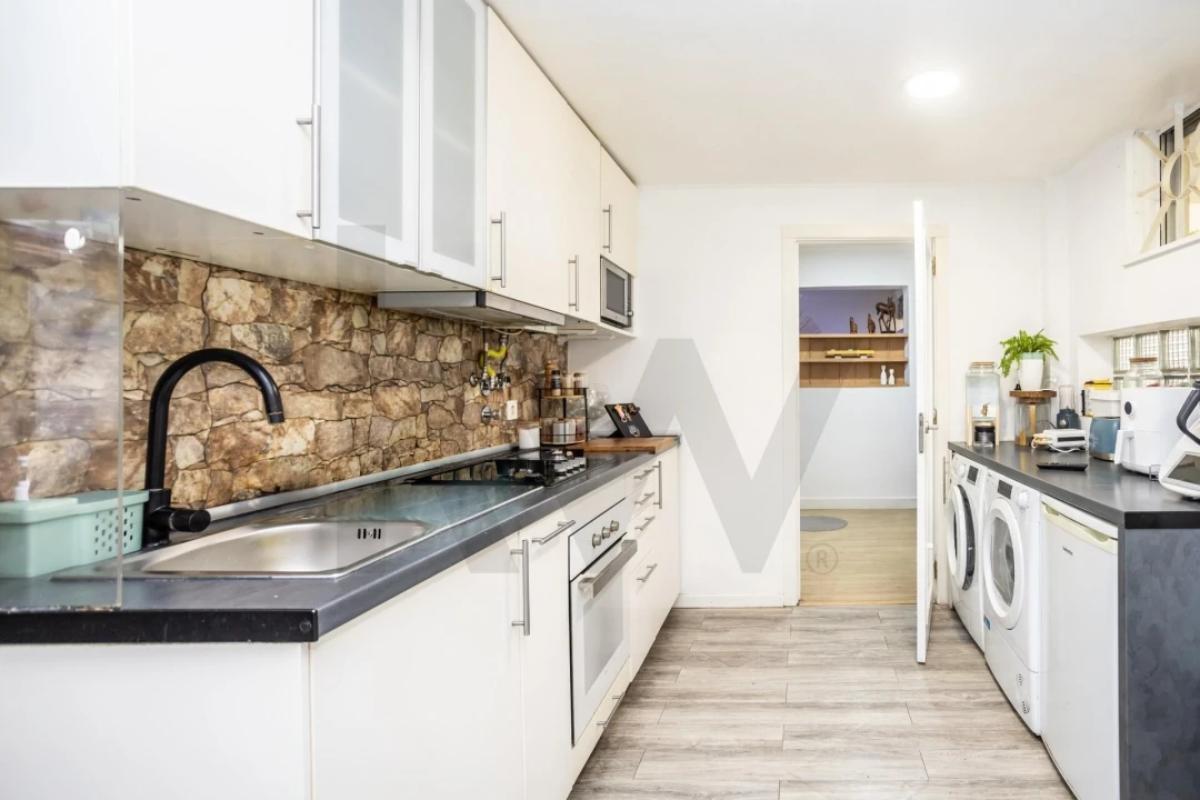 Apartamento T3 para Venda em Caparica e Trafaria Foto 7