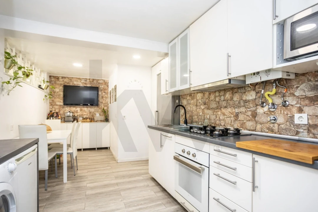 Apartamento T3 para Venda em Caparica e Trafaria Foto 6