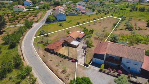 Moradia T3 para Venda em Enxames
