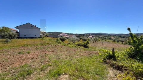 Moradia T3 para Venda em Enxames