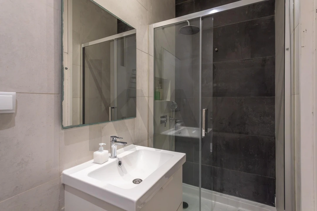 Apartamento T2 para Venda em Santa Maria Maior Foto 9