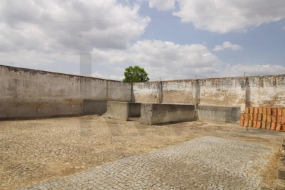 Moradia T5 para Venda em Casa Branca
