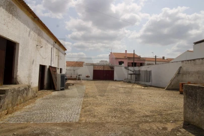 Moradia T5 para Venda em Casa Branca