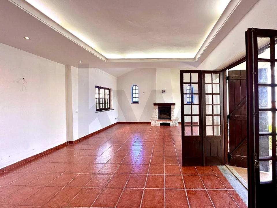Moradia T4 para Venda em Santa Maria, São Pedro e Matacães Foto 8