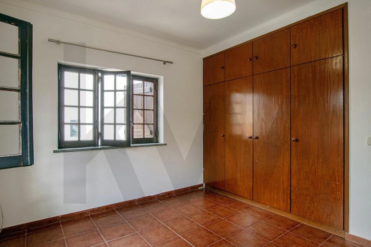 Moradia T4 para Venda em Santa Maria, São Pedro e Matacães Foto 4