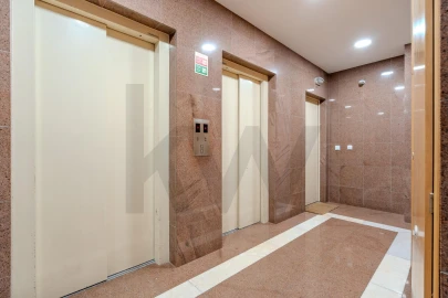 Apartamento T3 para Venda em Carnaxide e Queijas