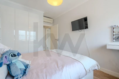 Apartamento T3 para Venda em Carnaxide e Queijas