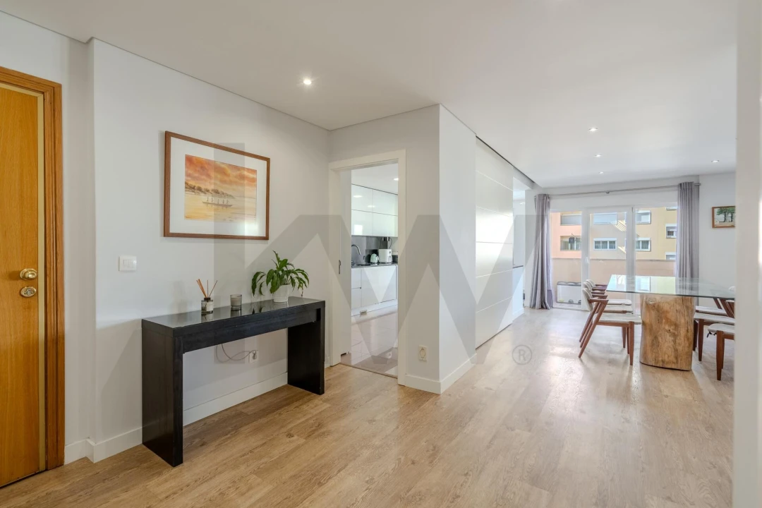Apartamento T3 para Venda em Carnaxide e Queijas Foto 17