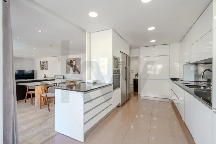 Apartamento T3 para Venda em Carnaxide e Queijas Foto 15